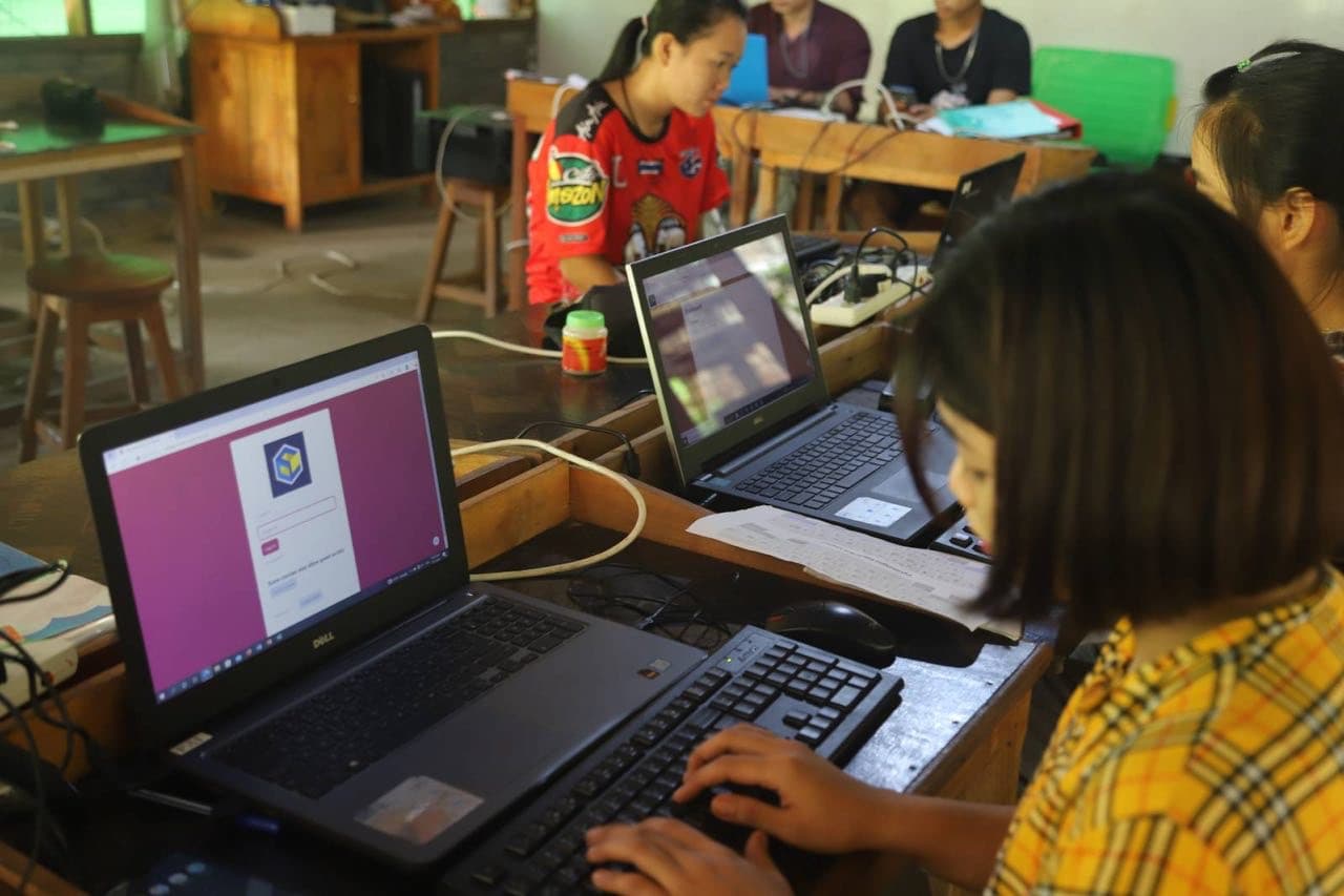 An eduLamp Box interface displayed on a student's laptop